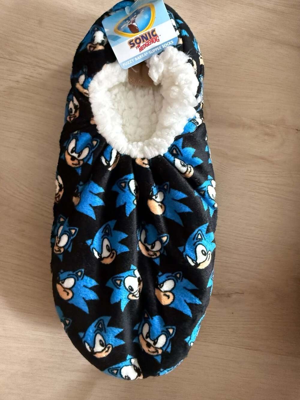 Sonic the Hedgehog Fuzzy Babba Slipper Socks Size 10-12 L/XL